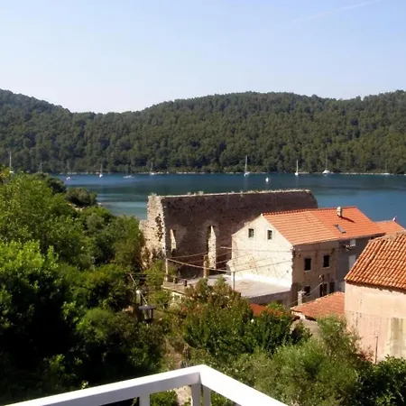 Nodilo - One Bedroom With Balcony And Sea View